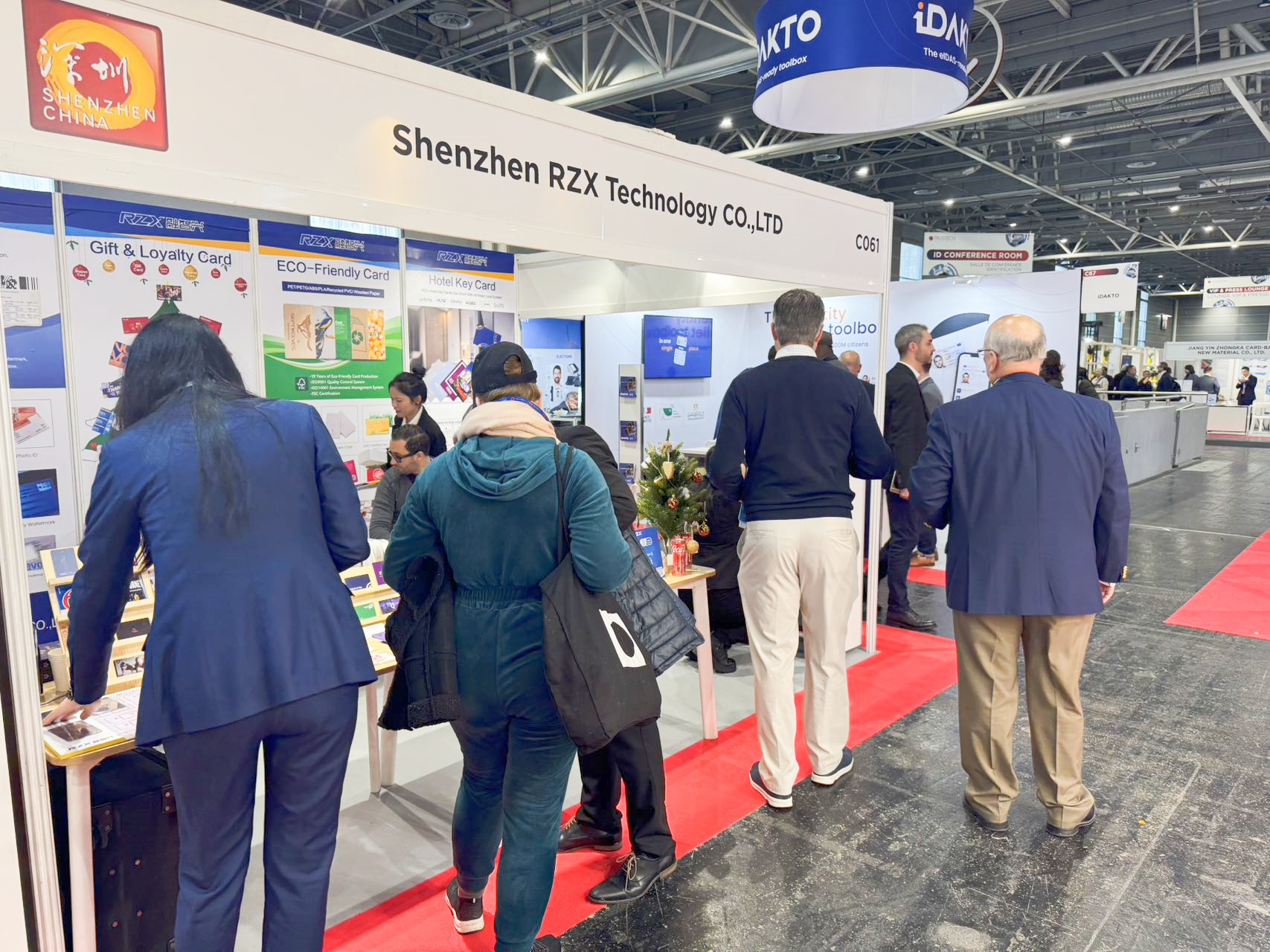 TRUSTECH 2024｜融智興精彩亮相法國巴黎智能卡、支付及智能識(shí)別、數(shù)字安全展覽會(huì)