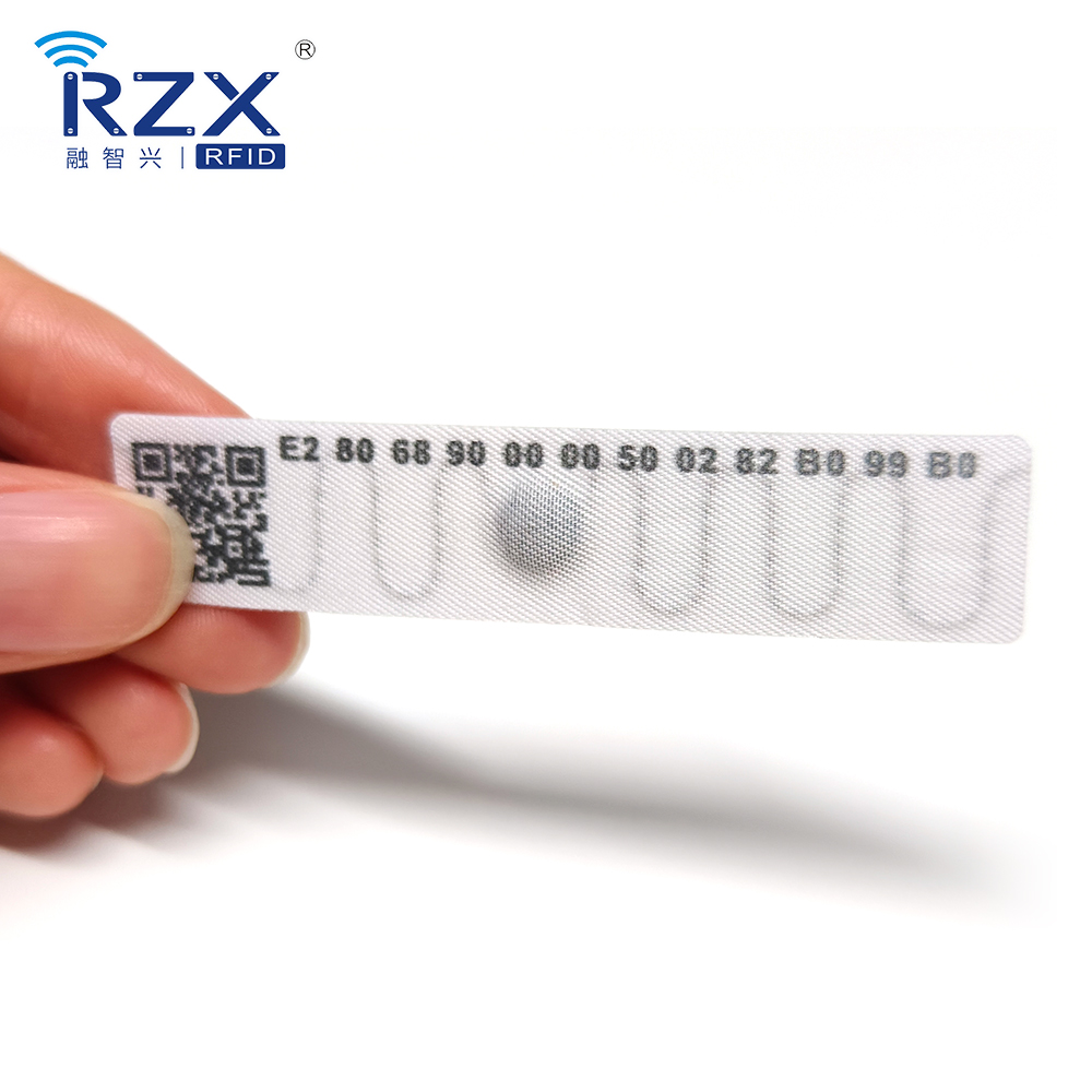 RFID洗衣標簽（噴序列號、QR碼、帶背膠） (1).jpg